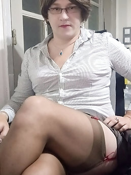 FRANKS-TGIRLWORLD: Enter Leticia Antoneli!