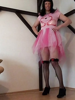 Its me, a dumb sissy whore